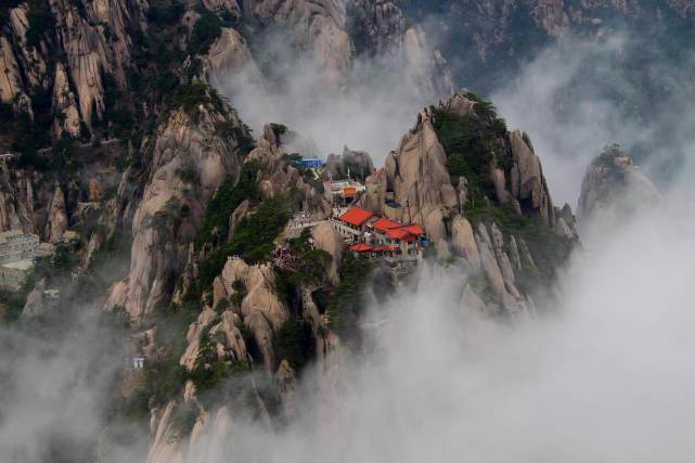 黄山旅游景点——游遍中国_峰顶