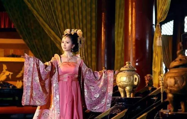 原创作为公主却有皇后的待遇在历史上虽非唯一但终究是罕见的事例