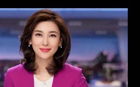 原创新一任的央视一姐仅26岁就战胜董卿和李红美得跟仙女一样