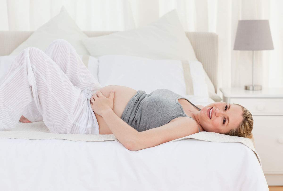 孕妈若是发现肚子跳动,可能并非胎动,而是这件事,也和胎儿有关