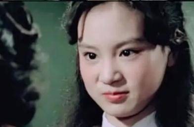 比如《白发魔女》《通天临记》这两部剧,虽然现在被大家遗忘,不过那