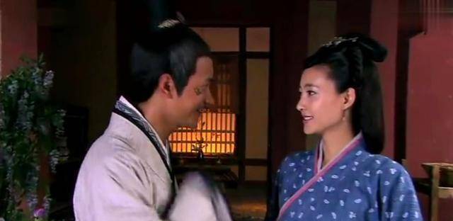 此女已嫁农夫生1女,算命先生:你应该嫁皇帝,生天子!