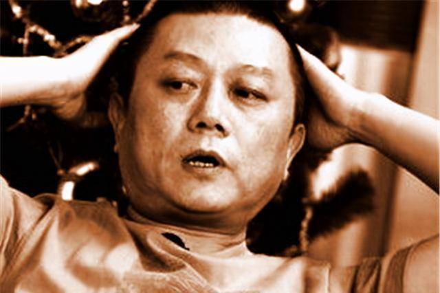 原创作家王朔身为在北京长大的孩子自嘲说的北京话是奴才味