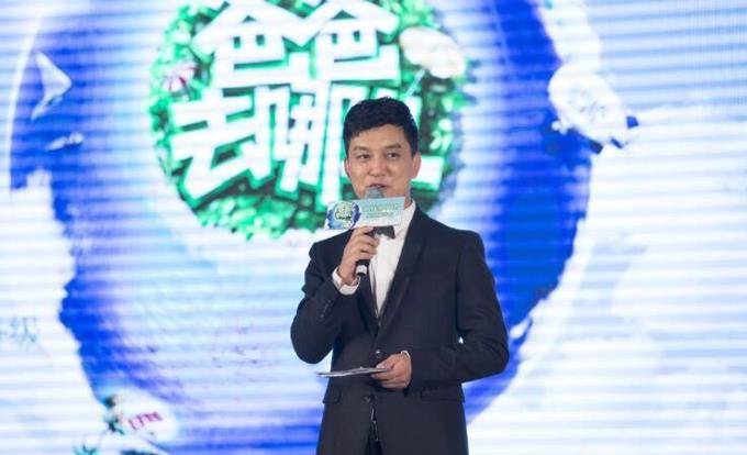 近日,湖南卫视知名主持人李锐在其个人社交平台上晒出两张照片,跟女儿