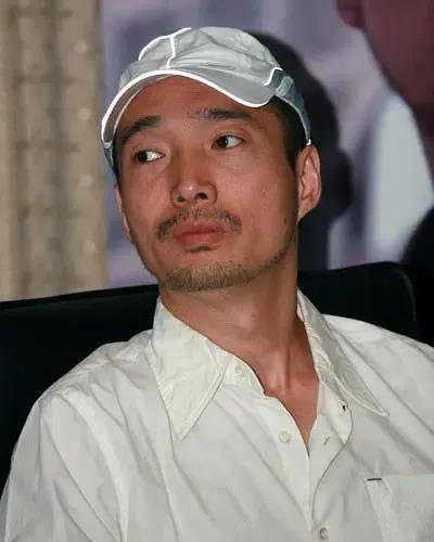 谜一样的曾黎:3位前男友都成影帝,45岁仍未婚_李易祥_表演_电视剧