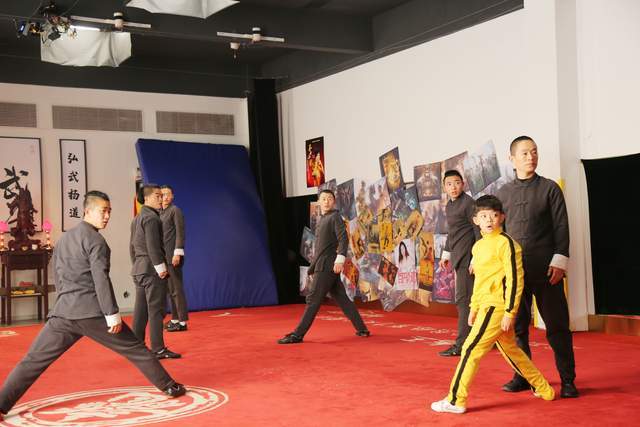 动作电影《武艺门》杀青 不畏严寒展现坚毅武术精神_过程_成家班_大雪