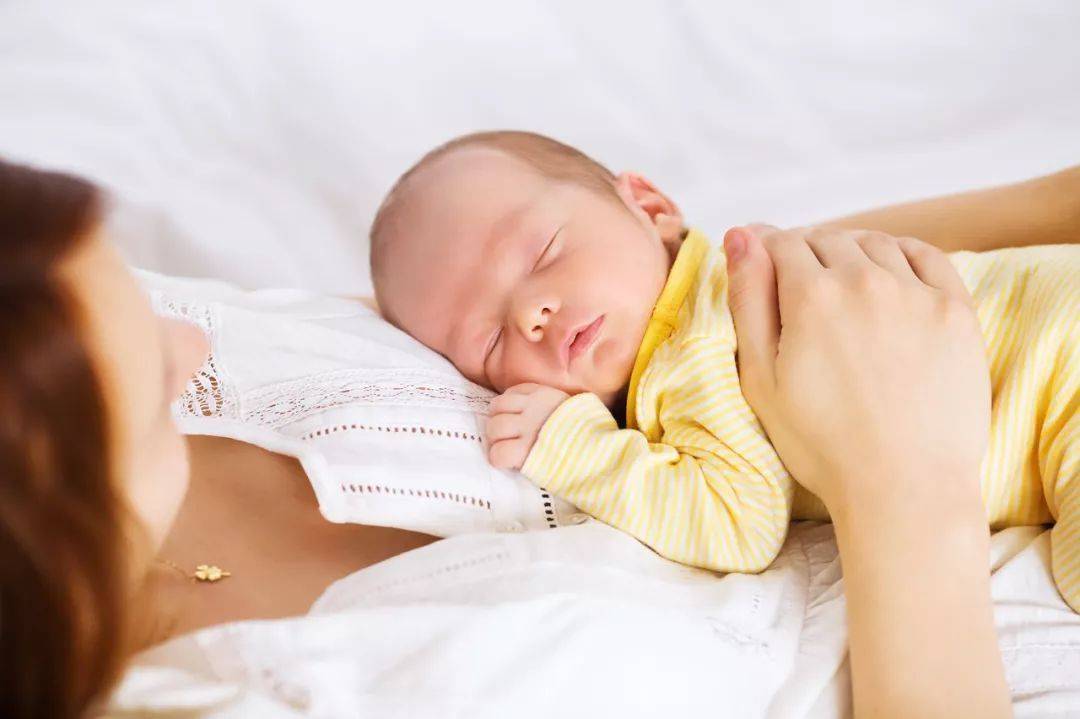 产后母乳越来越少,试试三种科学＂追奶＂方法,不为宝宝口粮发愁