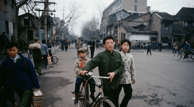 计划生育年代,只能称爸妈为叔叔阿姨的女孩,如今都怎么样了？