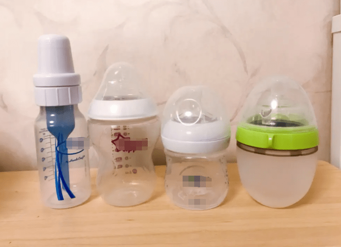 新生儿奶瓶消毒的正确方法(奶瓶消毒一般多久一次)