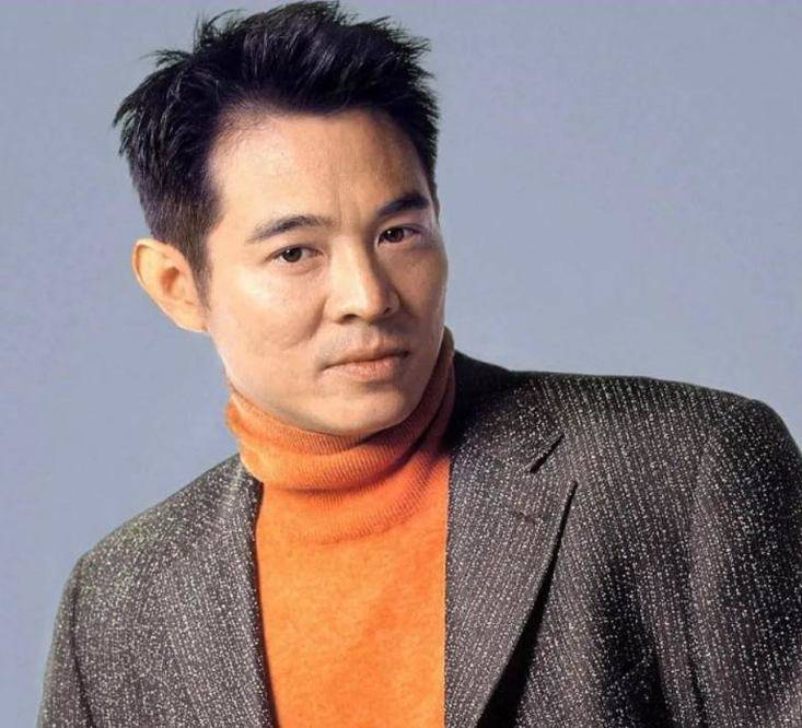 原创李连杰59岁生日向佐送祝福尊称他师傅分享李连杰年轻靓照
