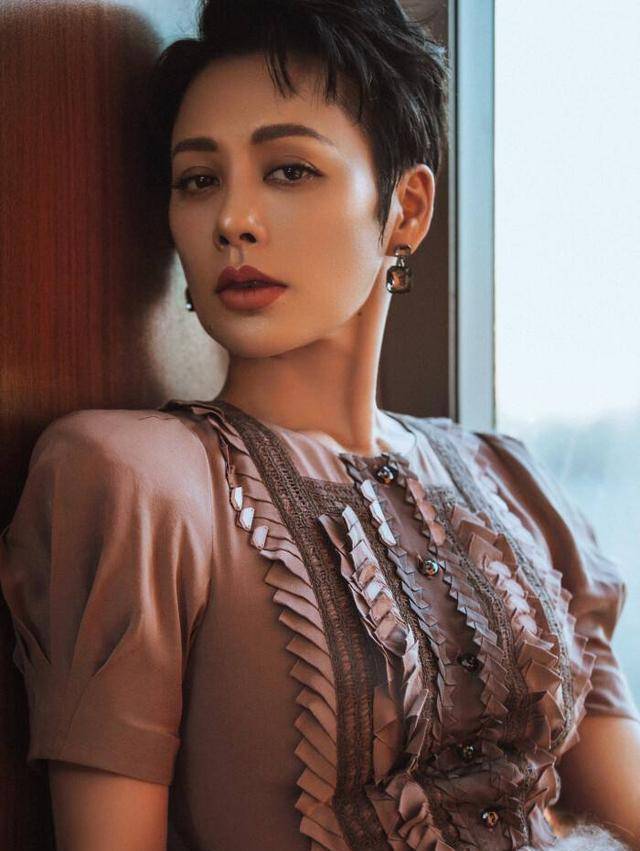 不过相对于其他版本来说,宁静饰演的冯程程