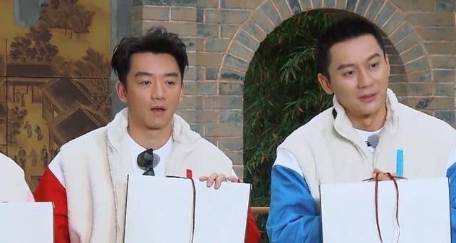 郑恺冷落邓紫棋给baby打伞看清她下意识举动黄晓明苗苗放心了