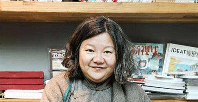 洪晃:我妈妈上海的房子,名字取的太牛了,不敢告诉大家_父母_孩子_生活