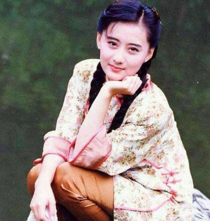 琼瑶女郎陈德容宣布分手,花期太短不耐老,皮相美人也