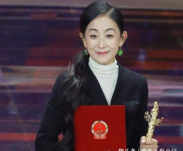 她是女版"陈道明,与哥哥约定一辈子不婚,56岁从未谈过恋爱_陈瑾_父母