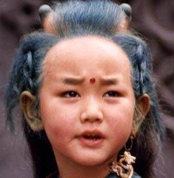 1992年,儿童题材的电视剧《小龙人》成了许多70后与80后的童年回忆,该