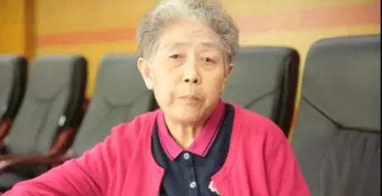 原创老干妈陶华碧传奇人生26岁丧夫为做辣酱牺牲太多