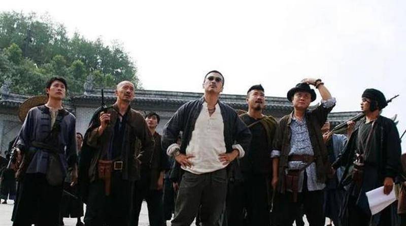 原创民国匪王刘黑七率上万人烧杀抢掠还自封师长娶86个老婆