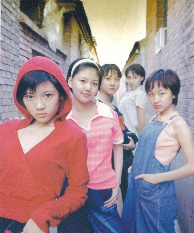 能闯出名气的偶像团体,必须有传唱度高的代表作,在这方面,青春美少女