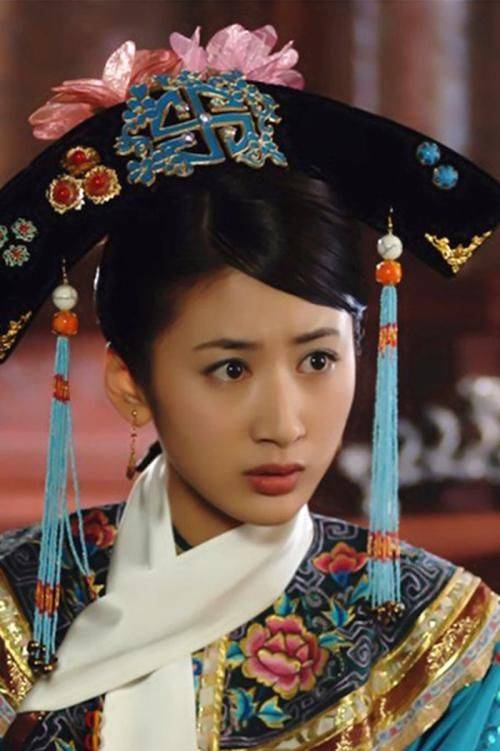 《奶娘》播出时,郭珍霓的另一部作品《母仪天下》也已经在电视台播出