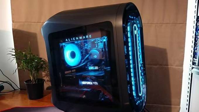 alienware外星人笔记本电脑和外星人台式机r13怎么选上海久光中心旗舰