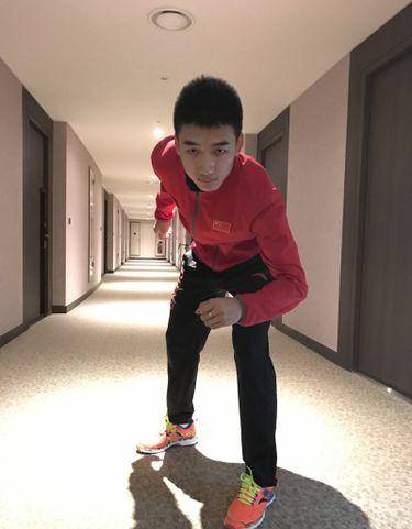 高亭宇情人节连麦师姐张虹,两人甜蜜互动羡煞旁人,:在