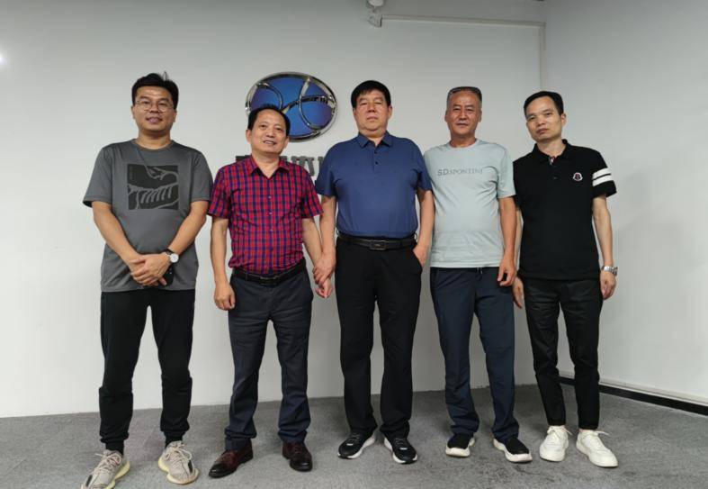 中国交通运输协会副会长褚飞跃一行莅临意途物流指导工作_国家铁路局