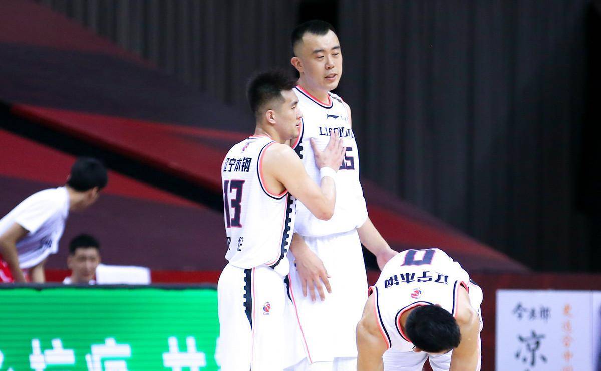 辽宁队最稳定球员是他!33岁韩德君统治内线:命中率第2