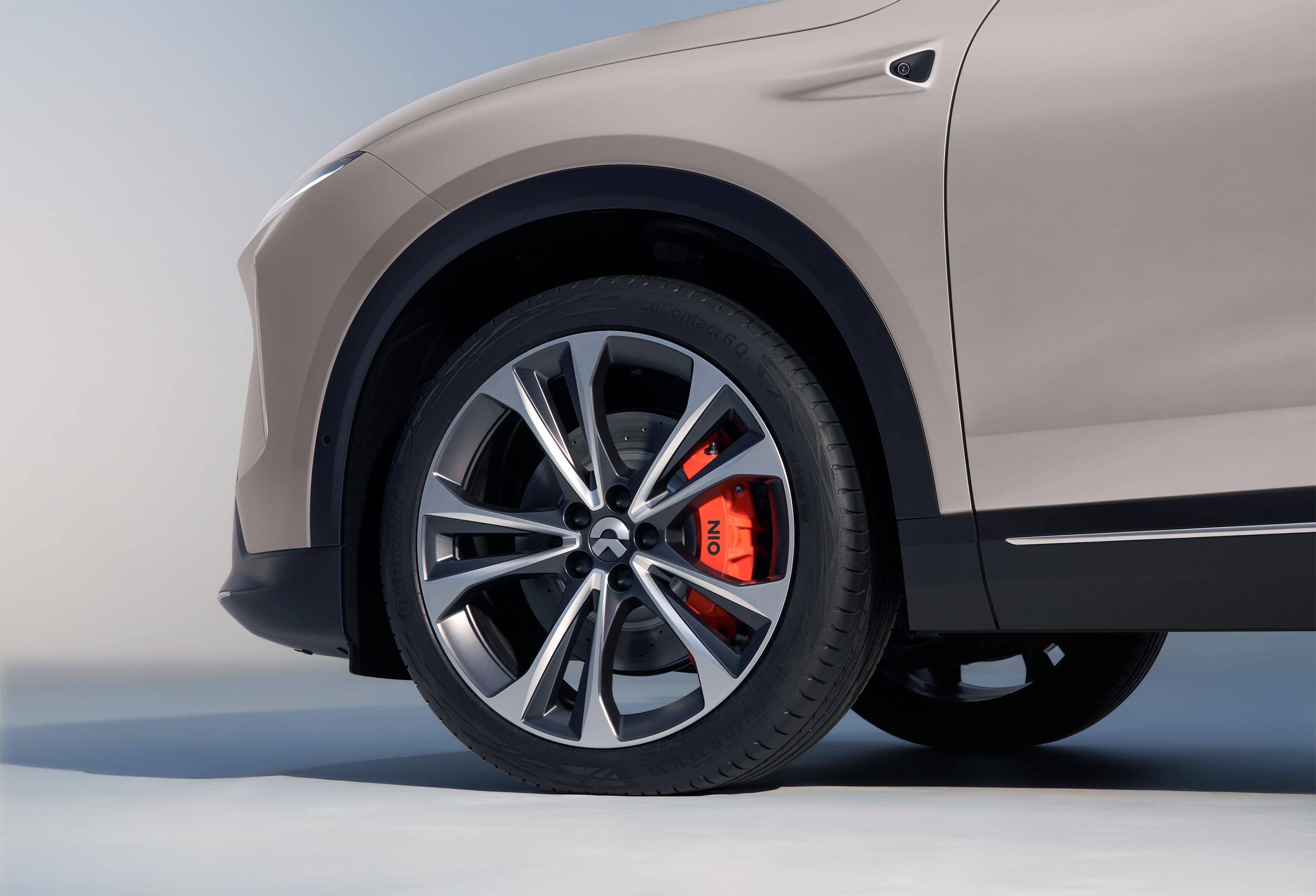 原创
蔚来ES8和EC7上市!蔚来明年销量超雷克萨斯,是不是在吹牛?17 原创
蔚来ES8和EC7上市!蔚来明年销量超雷克萨斯,是不是在吹牛?17