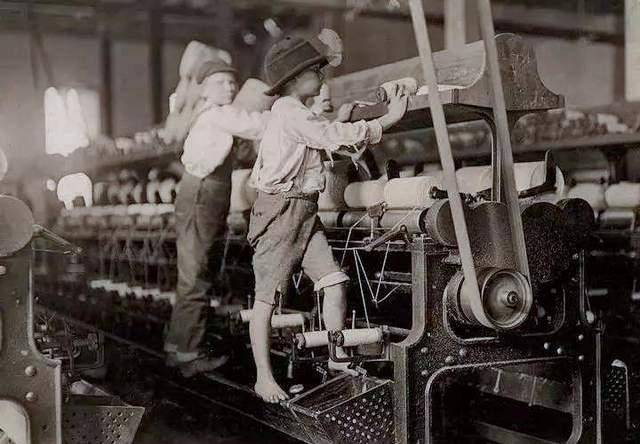 ���»�����ͳ��ʱ��Ӣ���⽨���õ�չ��