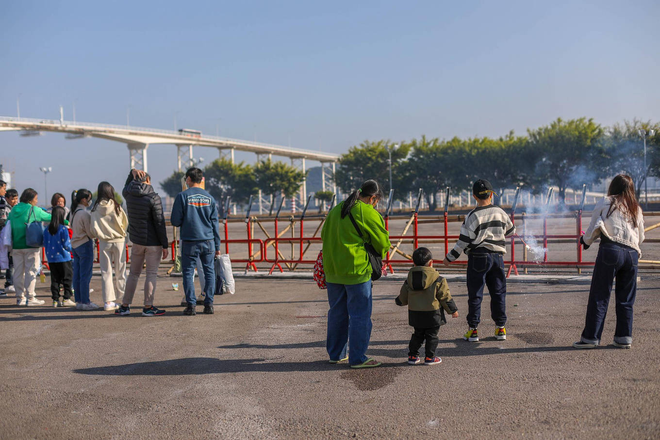 新春在澳门，看烟花看花车逛老街感触感染浓重春节气氛