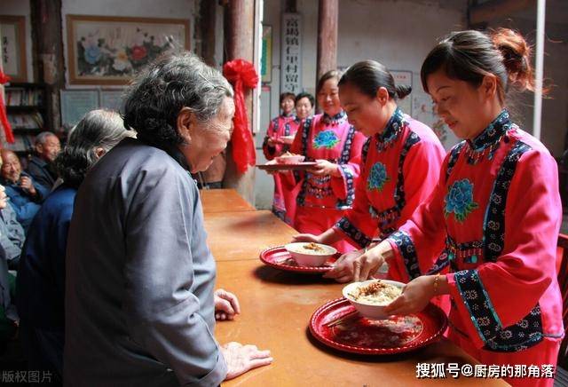 明天重阳节，服膺“3吃3做3隐讳”，老例子要懂，寓意步步高升