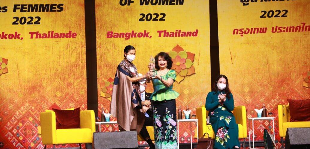 ȫ��Ů��� --�������ϰݾ�