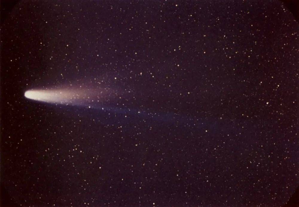 5万年一遇！罕见绿色彗星将于2月2日“逼近”地球，如何观测？