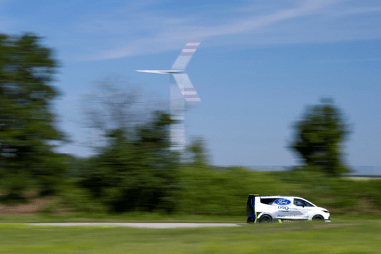 Ford Pro纯电动SuperVan全球首秀，开启电动化新篇章