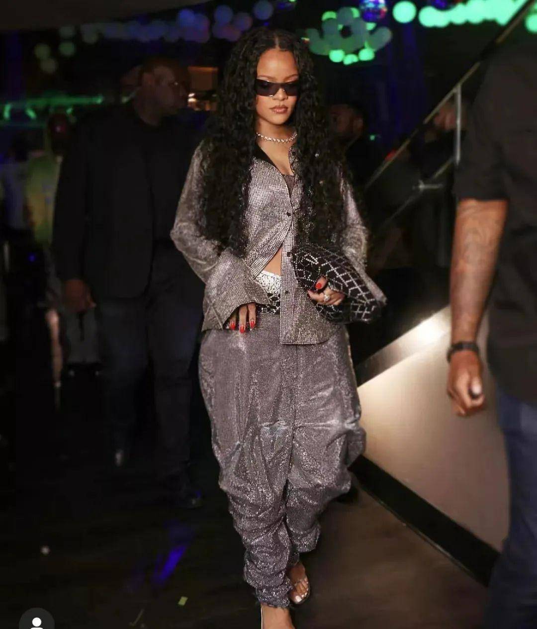 �ٹ���ͦ�жǳ����𱬣�����������ɳ���������