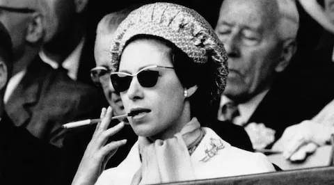 ����·�����͡����繫������Ů����������Щƽ���ġ������� ...