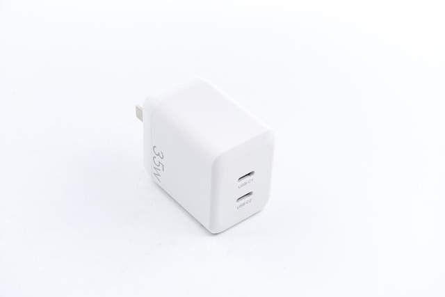 ˫C侲˫豸Կ䣬ʯ35W ˫USB-C ...