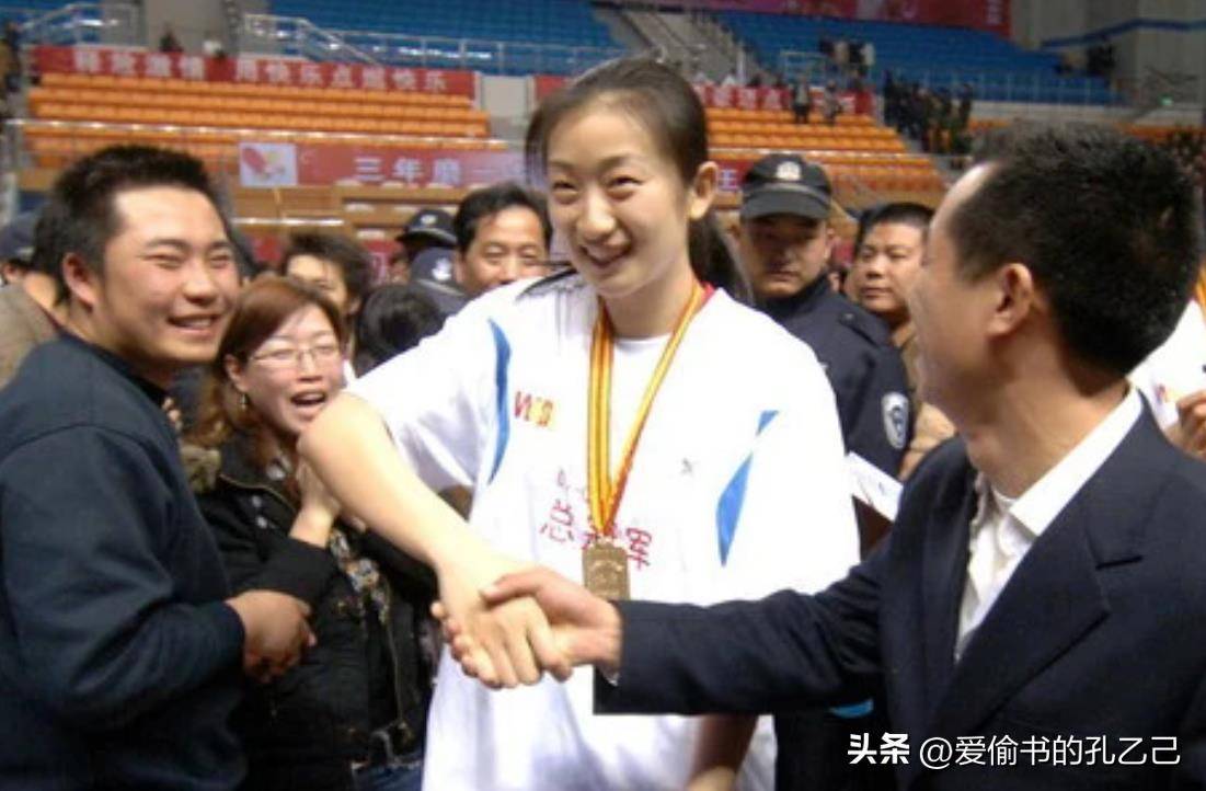 ��һ����Ī�ƣ���������һҹ��ͷ���ٻ�Ȣ��������ǰ�� ...