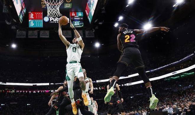 ���������������������Ȼ𶫾�˭��ʤ����