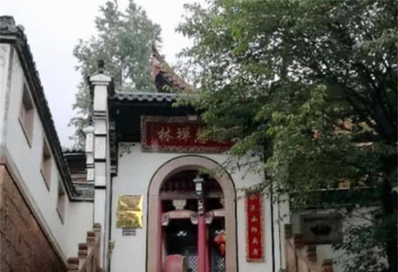 原创
            8旬尼姑绝食7日圆寂，曾参加抗美援朝，去世后“坐缸”3年