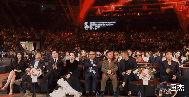 ΢����һҹ��ֻ����λ���Ͱ������ǵġ�����λ�á���ʾ�� ...