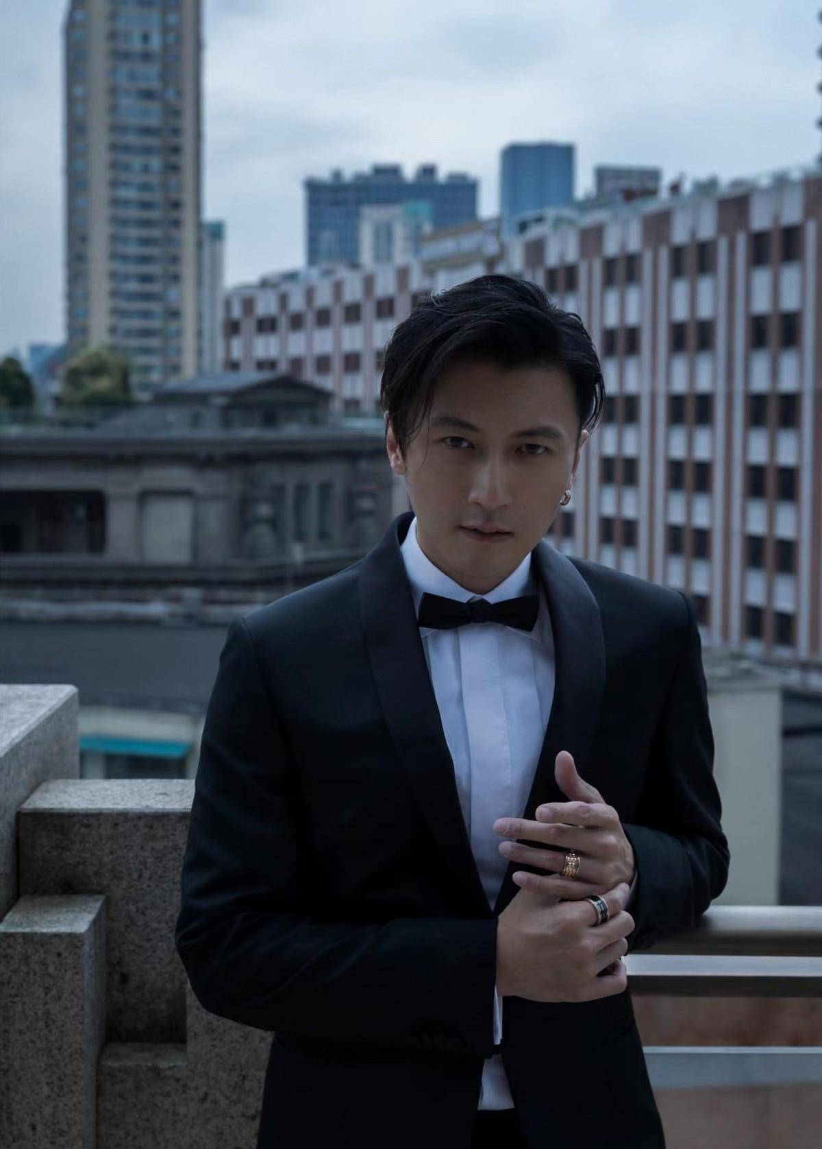 ������л����İ����ж��𣿷���ҹ�³�������ĬĬ���