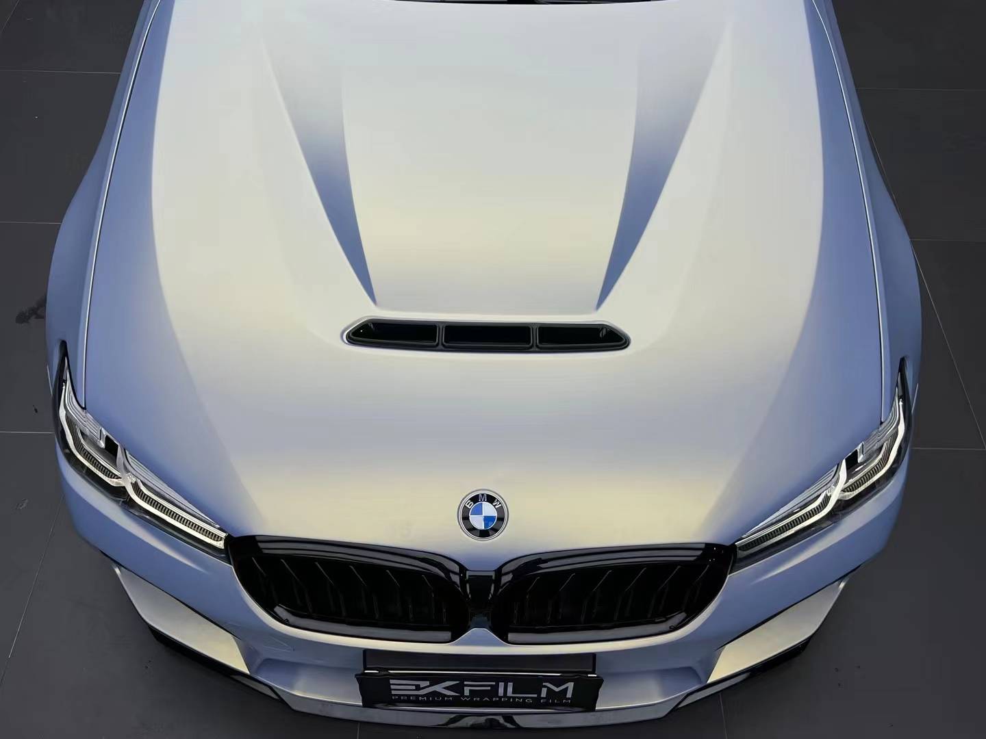 宝马BMW5- EKFILM改色膜远峰蓝魅金（亚），哑量感、四色渐变