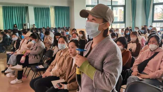 书香满园，浸润童心—惠济区花园口幼儿园举行读书月开幕式