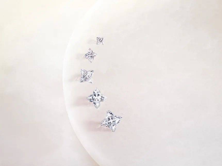 全新LV Diamonds珠宝为什么凶猛?Monogram星形切割钻石太闪烁