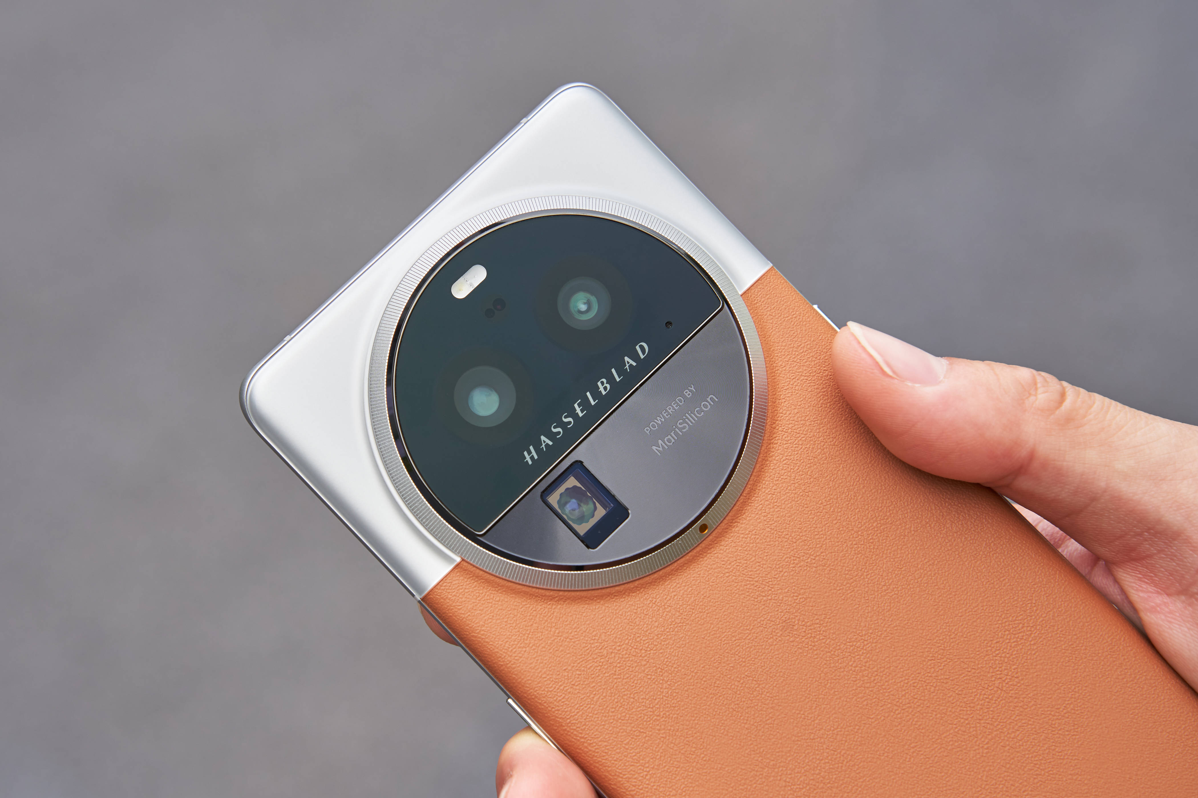 �����ֻ��߶��г�����������OPPO���߶˻���������ͬ�� ...