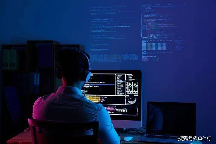 科大讯飞星火大模型是否超越ChatGPT?商业化探索的智慧之路 科大讯飞星火大模型是否超越ChatGPT?商业化探索的智慧之路