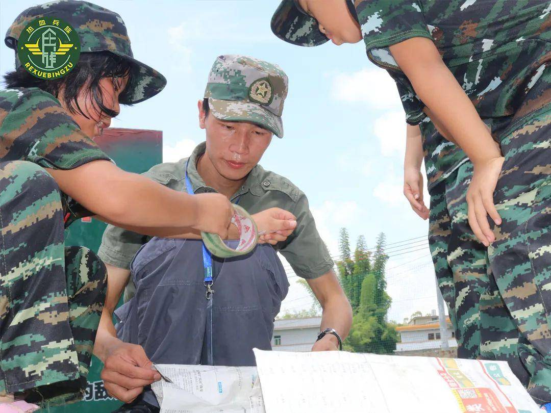 热血兵族｜请慎重必一运动官网为孩子选择军事夏令营(图2)