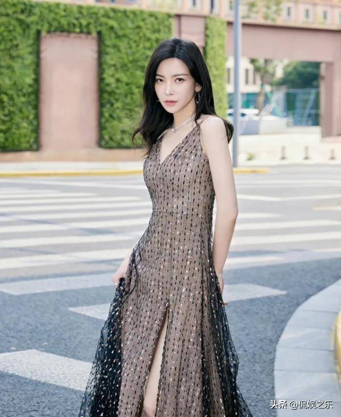 原创张天爱微博被冲，疑粉丝造谣攻击于文文，于文文粉丝喊话要求道歉